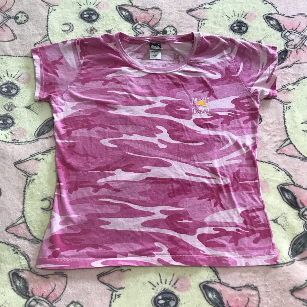NWOT Salty Dog Cafe Shirt